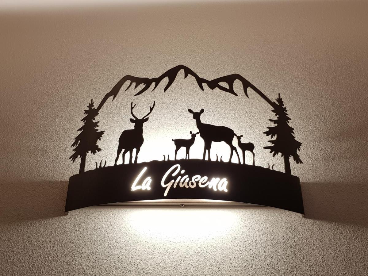 Agriturismo La Giasena Ponte nellʼAlpi エクステリア 写真