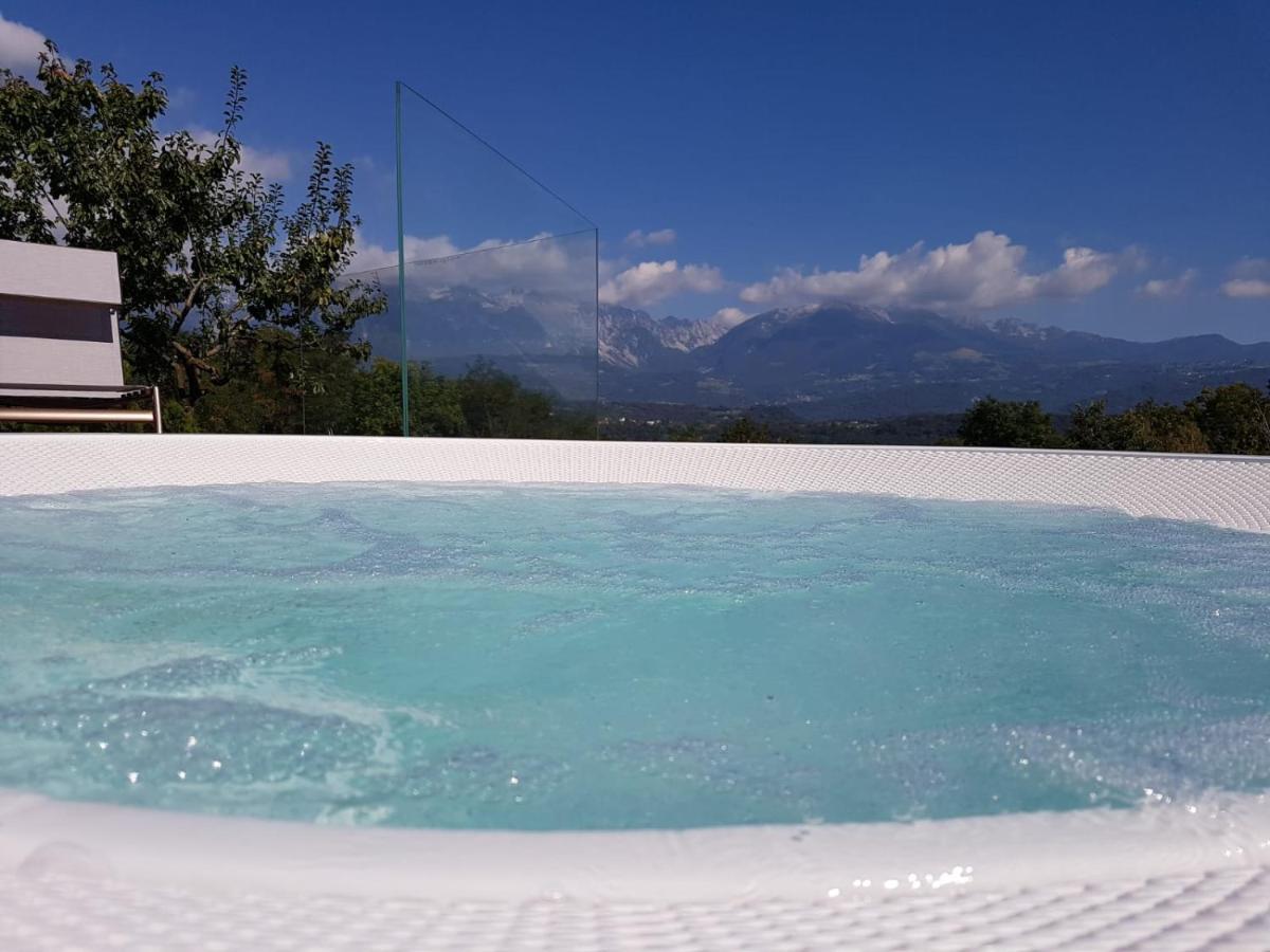 Agriturismo La Giasena Ponte nellʼAlpi エクステリア 写真